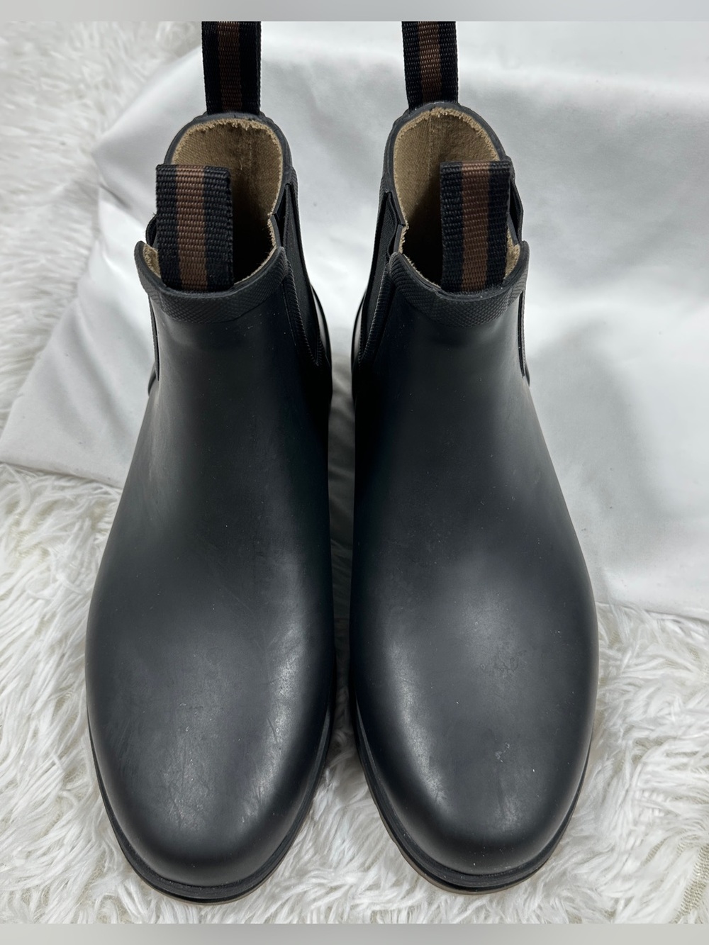 LL Bean Wellie Rugged Chelsea Rain Boots Womens 9 Black Waterproof Ankle Booties - Picture 6 of 12